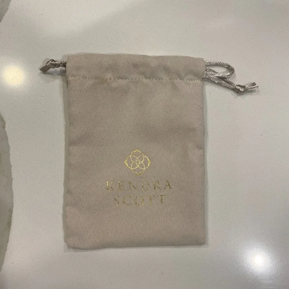 Kendra Scott Deanne Long Sunburst Necklace NWT - Picture 6 of 10